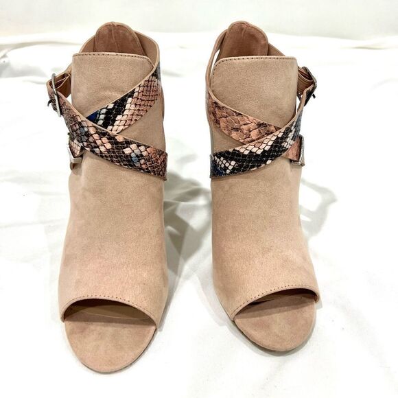 JustFab Rozlia open toe wrap around snake strap booties size 8 - Picture 3 of 11